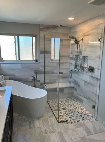 IGG Kitchen & Bathroom Remodeling LLC meeting with remodeling customer in Castle Rock