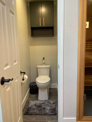 Before & After Bathroom Remodel in Centennial, CO (10)